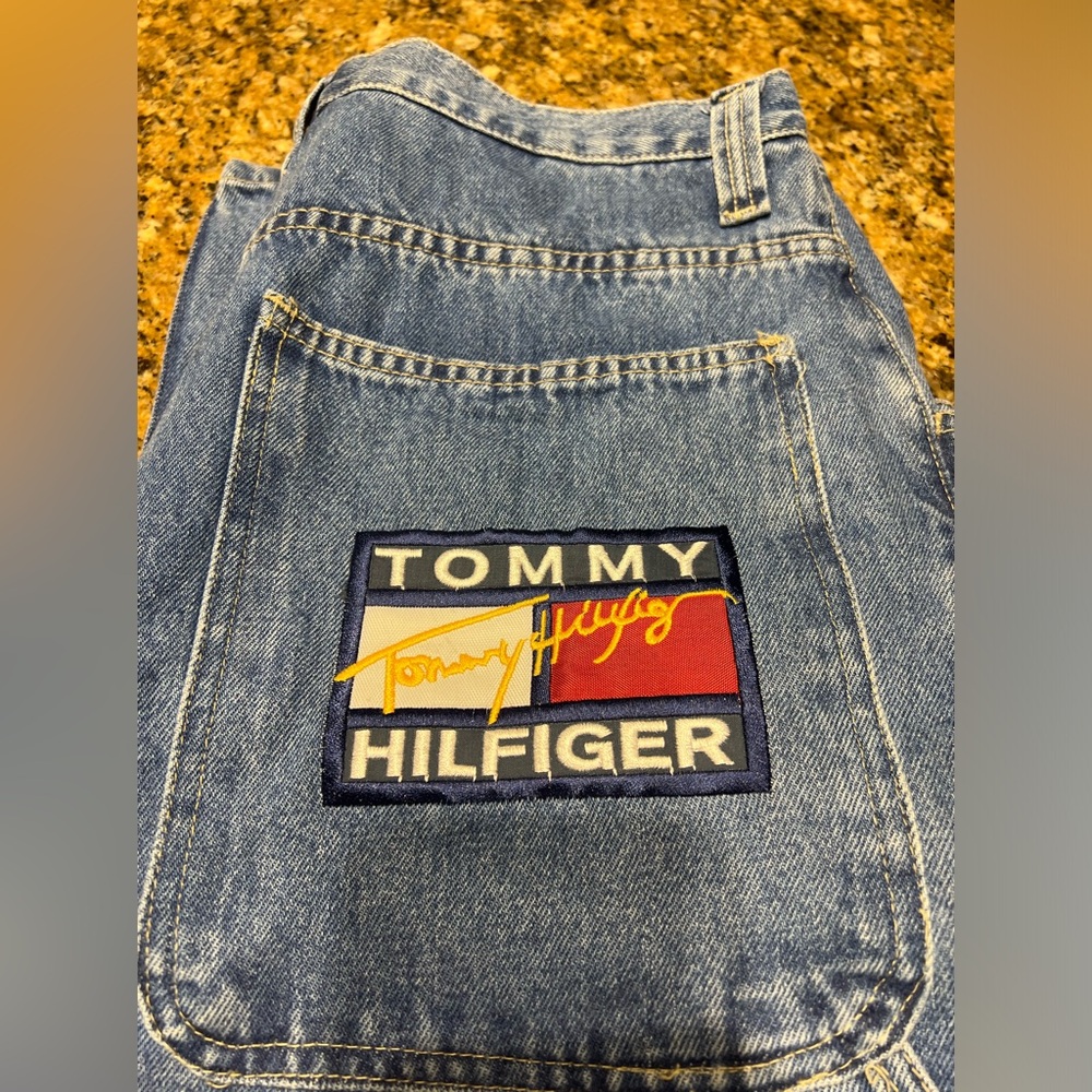Tommy Hilfiger size 34